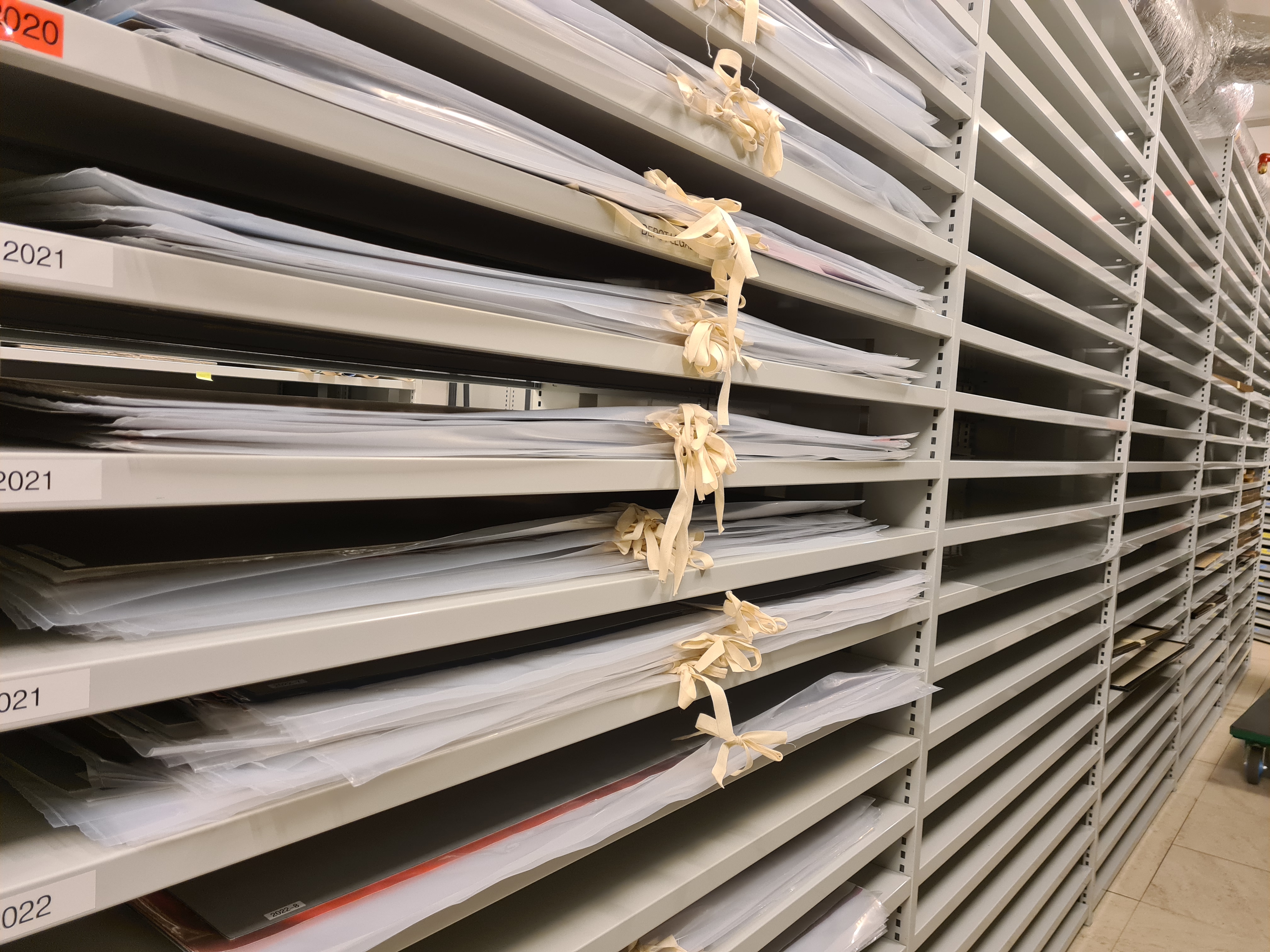 Conditionnement des affiches du dépôt légal